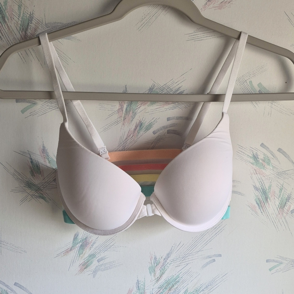 Victoria's Secret T-Shirt Pushup Full Coverage Bra 32D White Multicolored Stripe